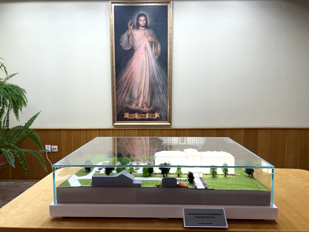 Centrum-Bozego-Milosierdzia-1